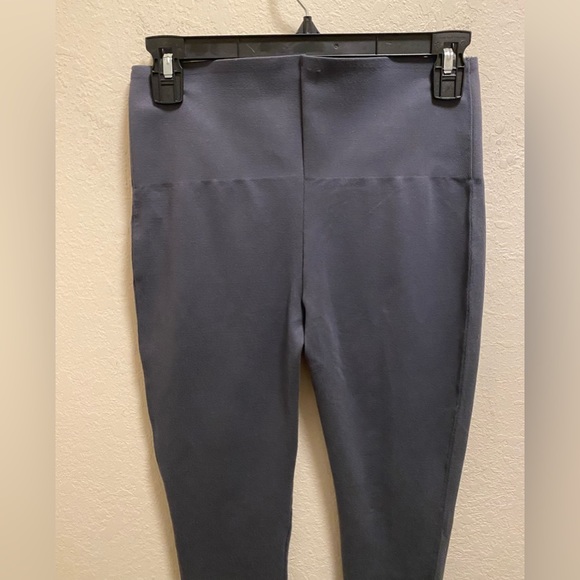 SPANX Grey Essential Shaping Leggings Size M - Picture 9 of 13